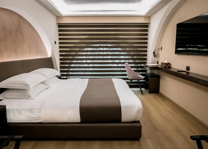 Arcadian Suite&Rooms